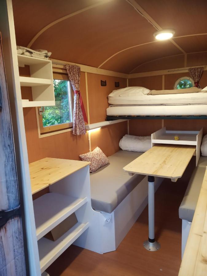 Veritable Roulotte Hippomobile "La Bailleul" Mentheville Zewnętrze zdjęcie